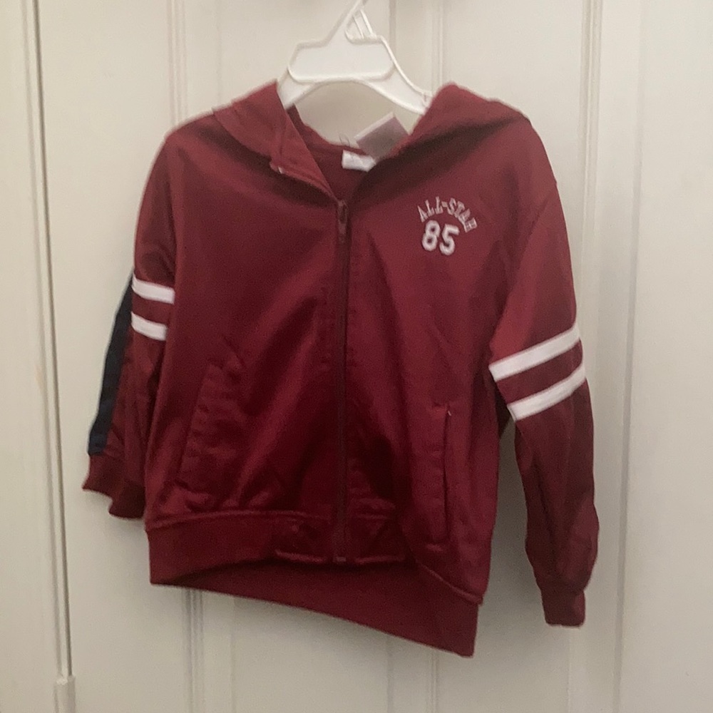 FINAL MARKDOWN Boys athletic works jacket 3t